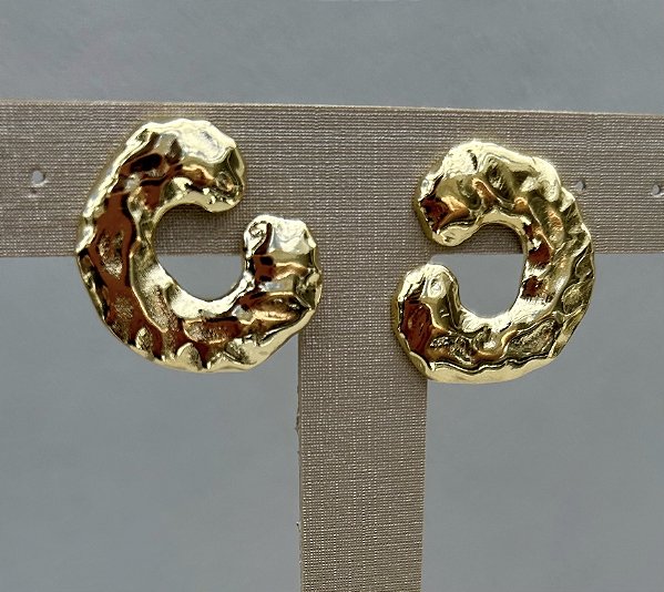 Brinco Luna em banho de ouro 18k