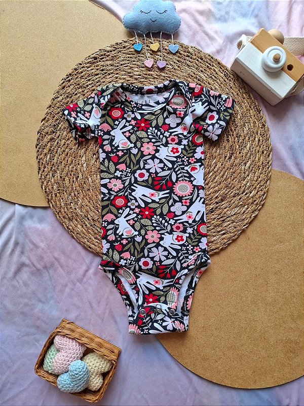 Body Manga Curta Feminino Coelhinhos