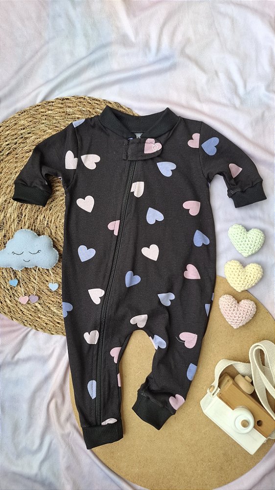 Macacão Malha Corações