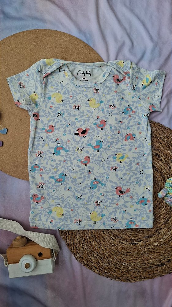 Camiseta Manga Curta Passarinhos