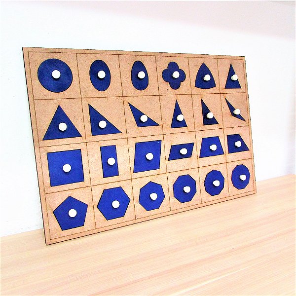 Encaixes de Formas Geométricas Montessori