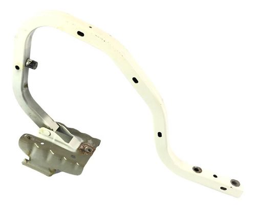 Dobradiça De Porta Malas Esquerda Nissan Sentra 2015 2.0