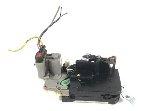 Fechadura Porta Traseira Esquerda Fiat Palio 2000