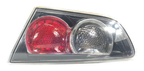 Lanterna Tampa Traseira Direita Mitsubishi Lancer 2015 2.0