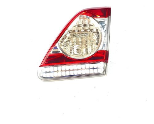 Lanterna Tampa Traseira Direita Toyota Corolla 2010 Xei