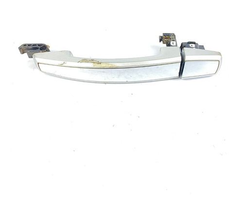 Maçaneta Externa Traseira Direita Gm Sonic Ltz 2013 Detalhe