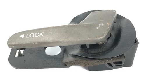 Maçaneta Interna Diant. Dir. Fiat Strada 2015 2 Portas