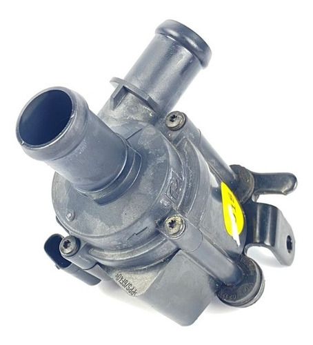 Bomba De Água Auxiliar  Vw Jetta 2.0 Tsi 2014 5c0122063