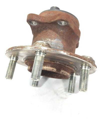 Cubo De Roda Traseira Direita Mitsubishi Lancer 2015 2.0