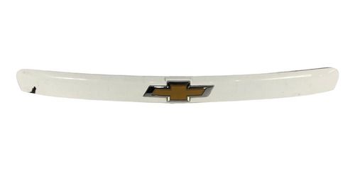 Aplique Tampa Traseira Gm Tracker 2017 1.4 Turbo (detalhe)