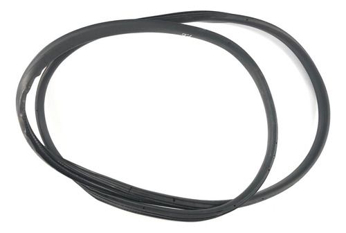 Borracha Porta Tras. Dir. Vw Amarok 2023 V6 C/10km