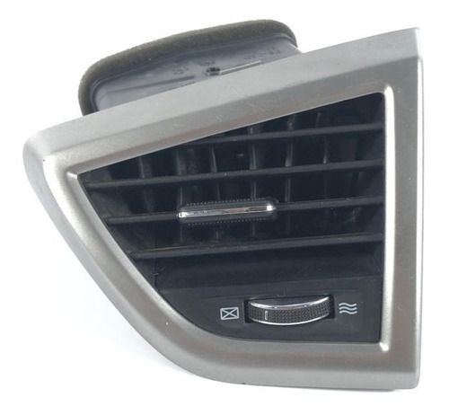 Difusor De Ar Direito Hyundai Veloster 1.6 2012 (detalhe)