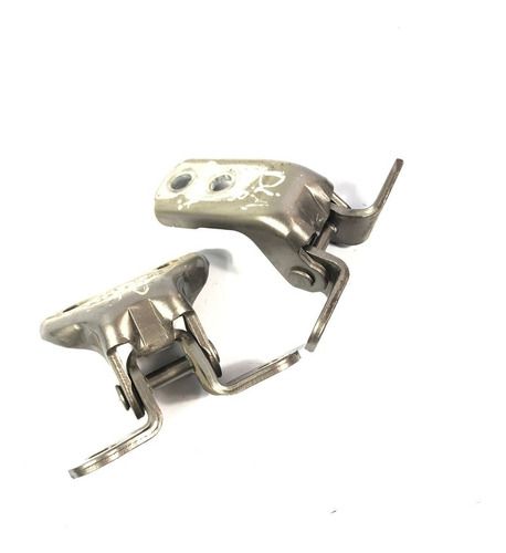 Dobradiça De Porta Dianteira Direita Toyota Yaris 2019 1.5