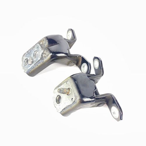 Dobradiça De Porta Traseira Direita Nissan Sentra 2012