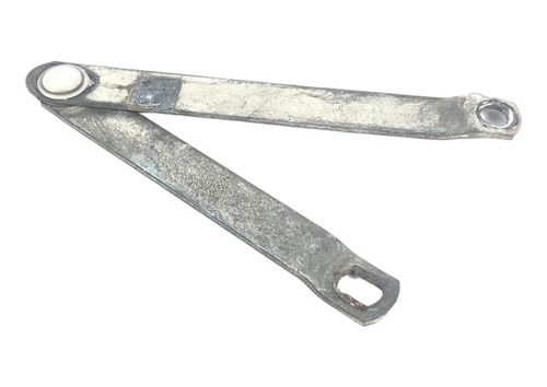 Dobradiça Direita Tampa Traseira Gm S10 2.8 2015 Diesel