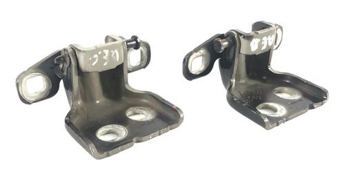 Dobradiça Porta Dianteira Esquerda Renault Duster 2018 2.0