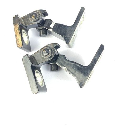 Dobradiça Porta Traseira Esquerda Volkswagem Golf 2014 Tsi