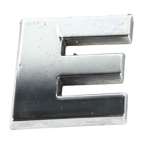 Emblema Letra Tampa Traseira Vw Jetta Tsi 2.0 2015 (unidade)