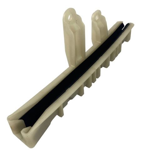 Guia Canaleta Vidro Dianteiro Direito Fiat Toro 2021