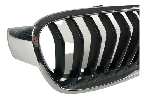 Grade Frontal Dianteira Direita Bmw 320i 2016 51137255412
