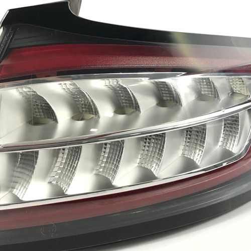 Lanterna Ford Edge 2017 3.5 V6 Traseira Direita