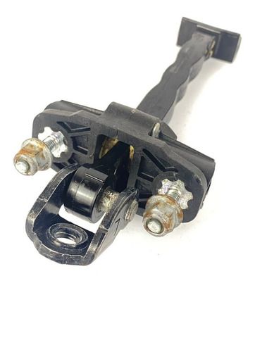 Limitador Porta Traseira Direita Ford Focus 2016