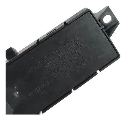 Botão Alerta Trava Peugeot 3008 2014 1.6 Thp 96672390zd