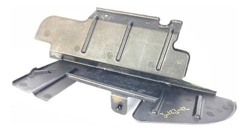 Defletor Ar Esquerdo Radiador Nissan Sentra 2010 2.0 M150587