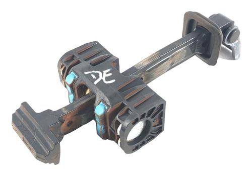 Limitador Porta Dianteira Esquerda Vw Amarok V6 3.0 2018