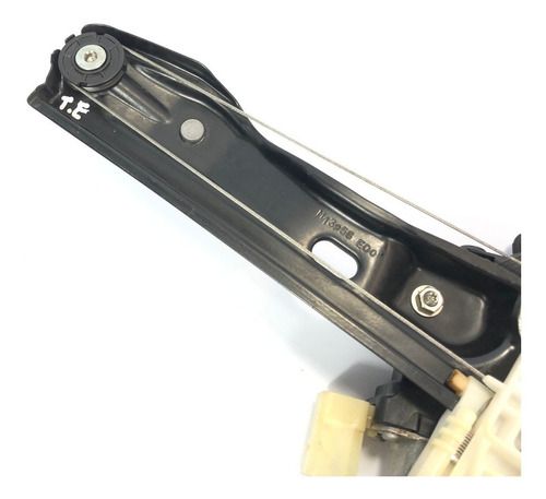 Máquina De Vidro Porta Traseira Esq. Bmw 328i 2014 7351049