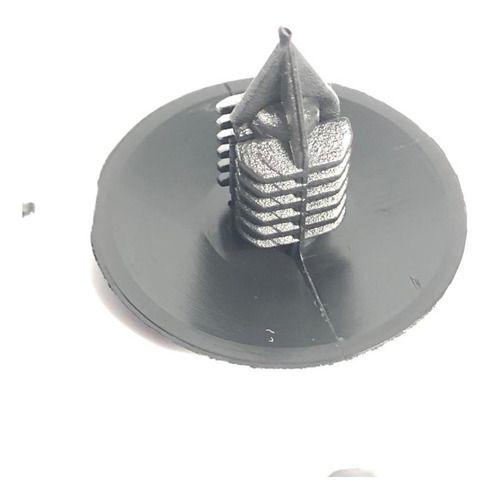 Grampo Proteção Vão Roda Nissan/renault (unidade)