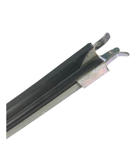 Guia Vidro Porta Dianteira Esquerda Nissan Sentra 2016