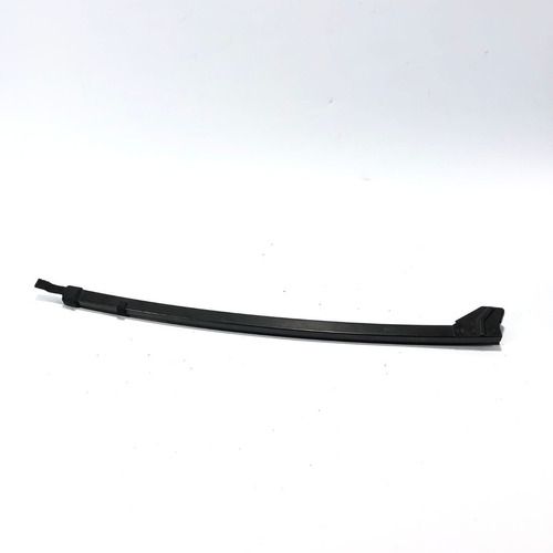 Guia Vidro Porta Traseiro Direito Nissan March 2014