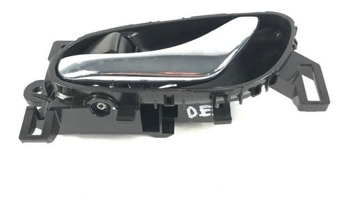 Maçaneta Interna Dianteira Esquerda Nissan Sentra 2016 2.0