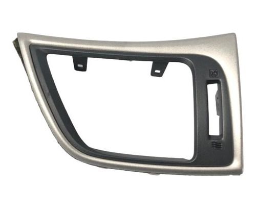 Moldura Difusor Esquerdo Nissan Sentra 2016 2.0