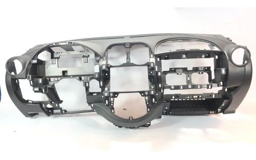 Painel Carcaça Nissan March 2014