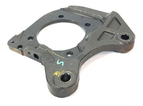Suporte Pinça Freio Traseira Esquerda Gm Cruze 2012 13345403