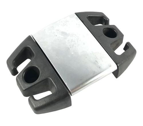 Trava Fixação Rede Porta Malas Gm Captiva 2012 3.6 V6