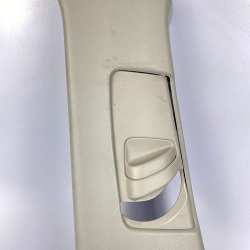 Acabamento Coluna Direita Toyota Corolla 2010