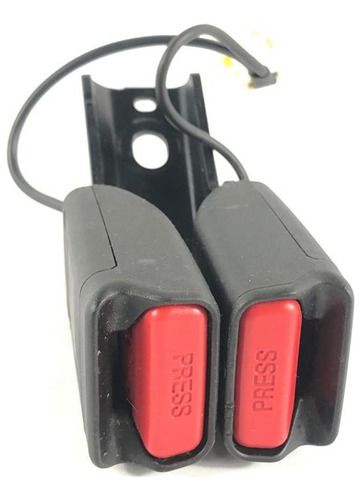 Engate Cinto Traseiro Esq. Citroen Ds4 2014 1.6 Thp 96737609