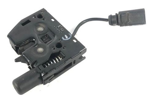 Fechadura Esq. Capo Audi Q3 1.4 2018 Tfsi 8u0823509a