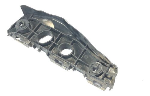 Guia Parachoque Dianteiro Esquerdo Toyota Corolla 2010 Xei