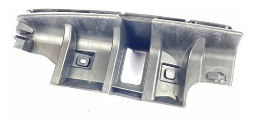Guia Suporte Parachoque Traseiro Esquerdo Volvo C30 2008 2.4