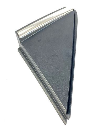 Moldura Acabamento Traseiro Direito Hyundai Elantra 2015