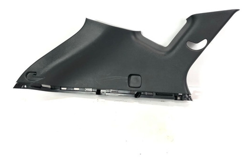 Acabamento Vigia Traseiro Esq. Hyundai Ix35 2.0 2017/18