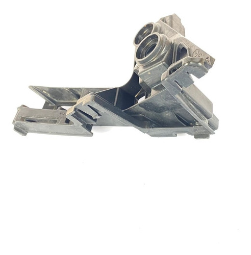 Suporte Parachoque Tras Esquerdo Vw Golf 2014 1.4 Tsi