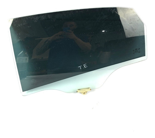 Vidro De Porta Traseiro Esquerdo Hyundai I30 2015 1.8