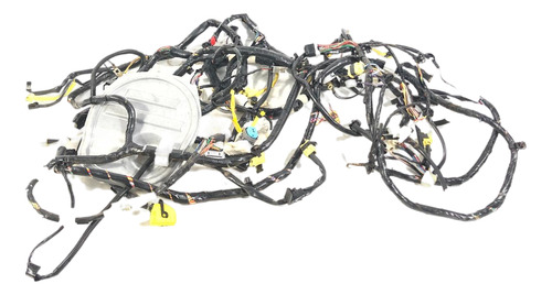 Chicote Carroceria Mitsubishi Outlander 2010 3.0 V6 8507a009