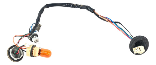 Chicote Soquete Lanterna Tras Dir Hilux Sw4 2020 2.8 Srx