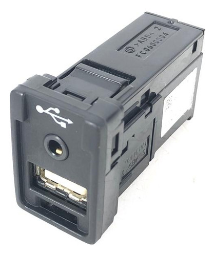 Entrada Tomada Usb Painel Hilux Sw4 2020 2.8 Srx 861900k030c